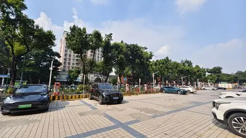 滴滴充电充电站(东景广场充电站).jpg