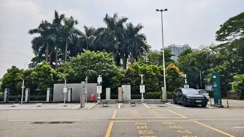 极氪能源超级充电站&逸安启超充站（广州六元素体验天地极充站）.jpg